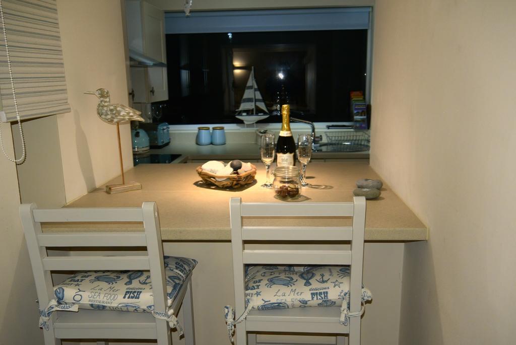 Superb Cintra Beachside Apartments Llandudno Buitenkant foto