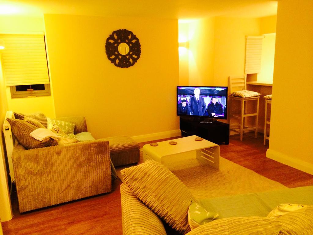 Superb Cintra Beachside Apartments Llandudno Kamer foto